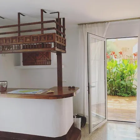 Villa Urbana Con Piscina En Playa Den Bossa Sant Jordi de ses Salines Esterno foto